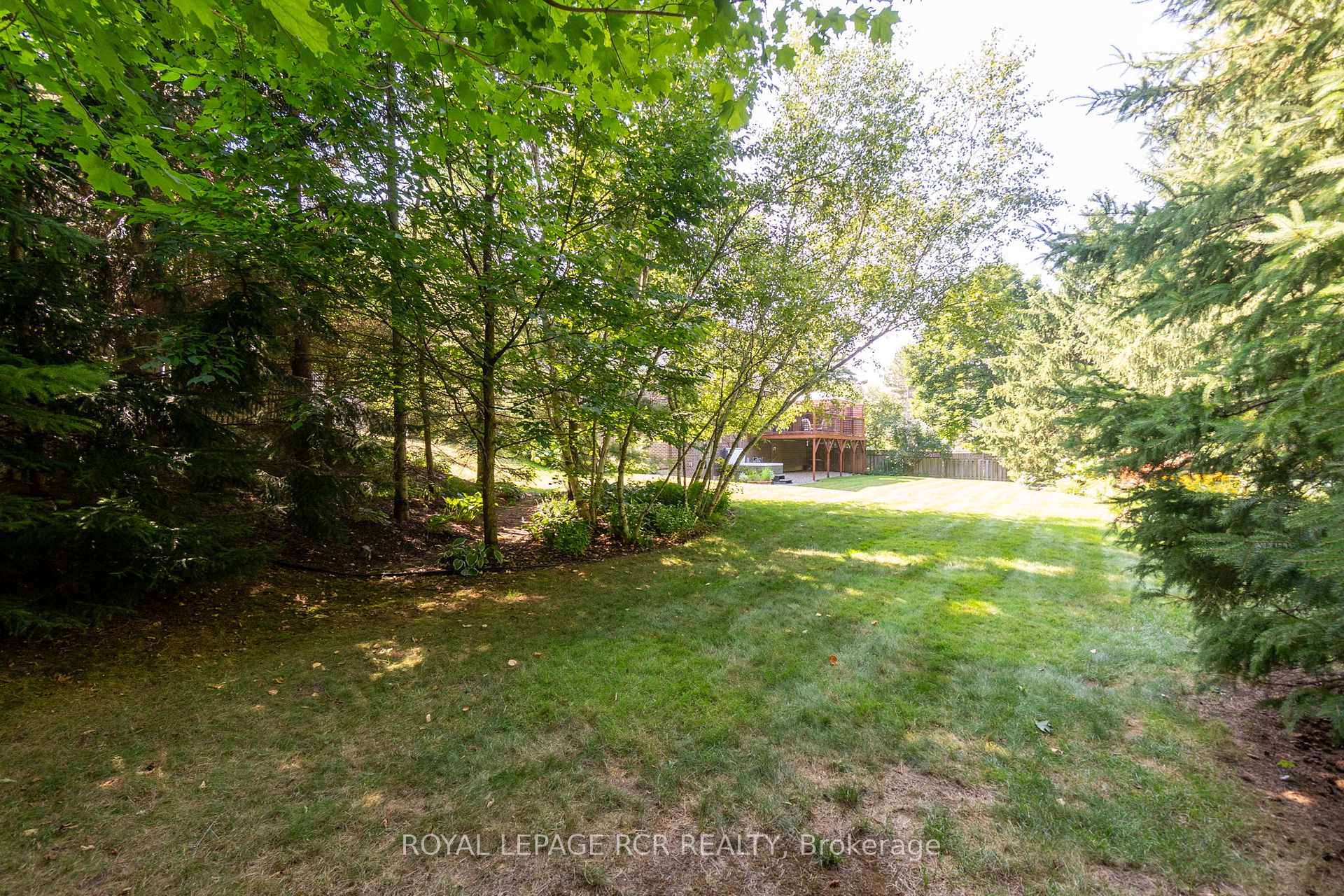 Photo 15 of 27 Westview Crescent, Caledon, Palgrave — HOMEH