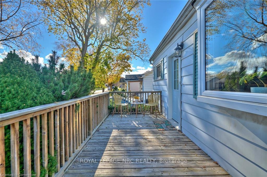 Photo 2 of 37 Shakespeare Avenue, St. Catharines, Haig — HOMEH