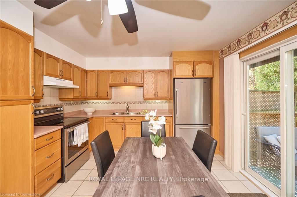 Photo 7 of 37 Shakespeare Avenue, St. Catharines, Haig — HOMEH