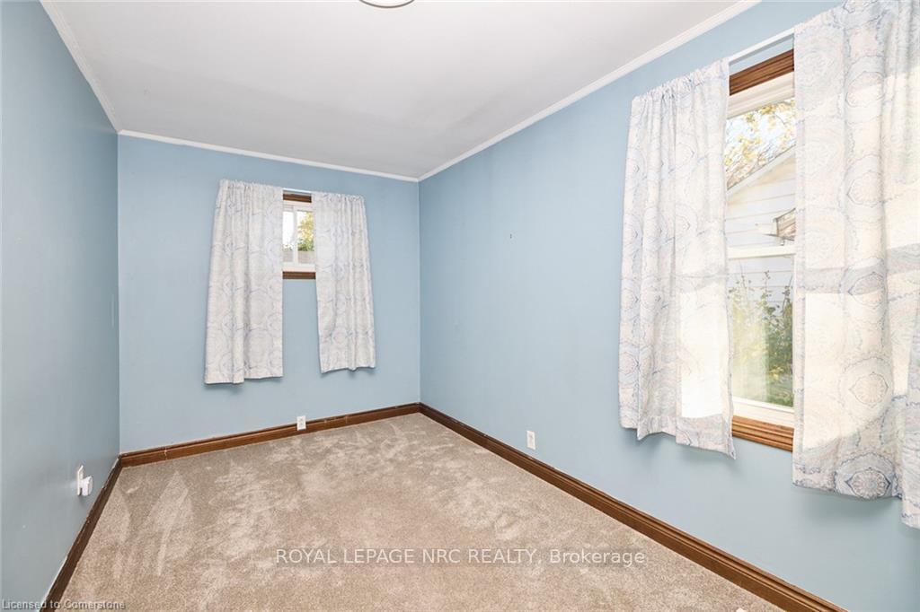 Photo 10 of 37 Shakespeare Avenue, St. Catharines, Haig — HOMEH