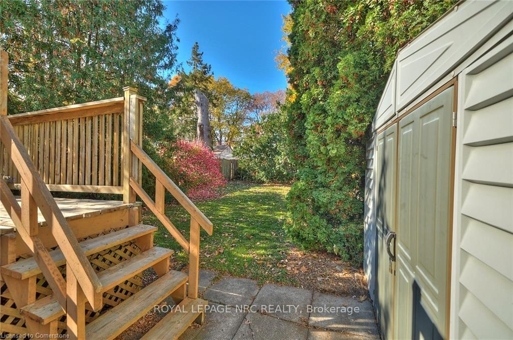 Photo 22 of 37 Shakespeare Avenue, St. Catharines, Haig — HOMEH