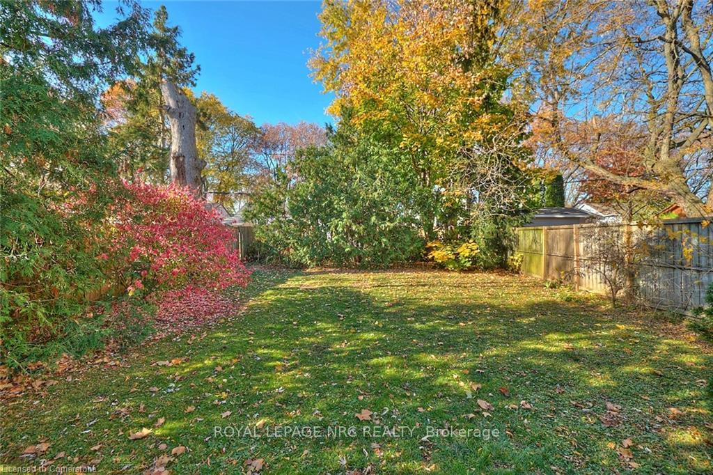 Photo 26 of 37 Shakespeare Avenue, St. Catharines, Haig — HOMEH