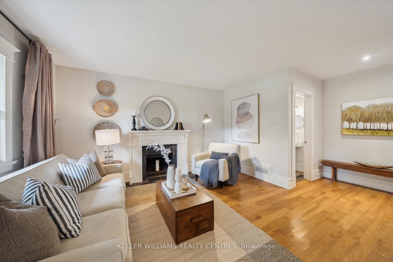 Photo 7 of 312 Aurora Heights Drive, Aurora, Aurora Heights — HOMEH