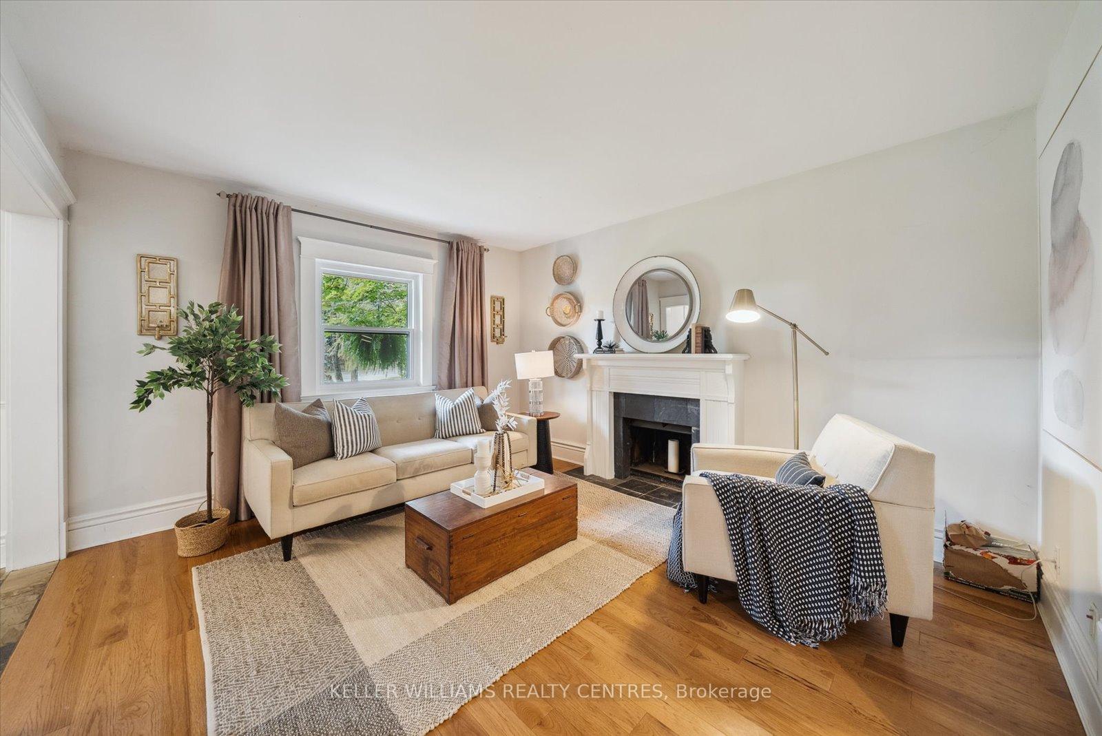 Photo 8 of 312 Aurora Heights Drive, Aurora, Aurora Heights — HOMEH