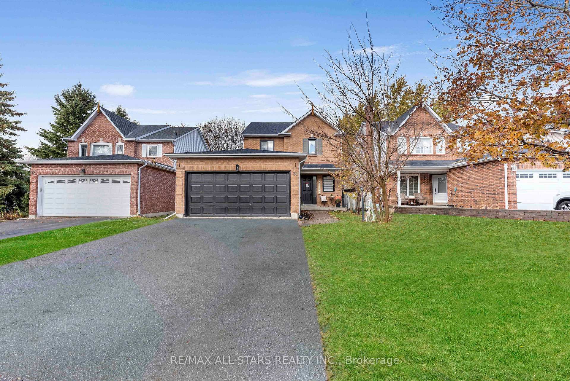 Photo 3 of 39 Kyle Crescent, Georgina, Keswick North — HOMEH