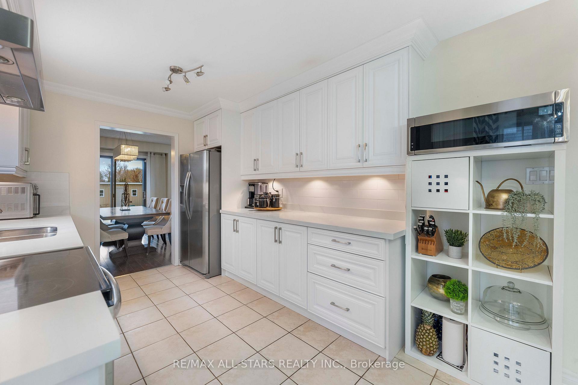 Photo 7 of 39 Kyle Crescent, Georgina, Keswick North — HOMEH