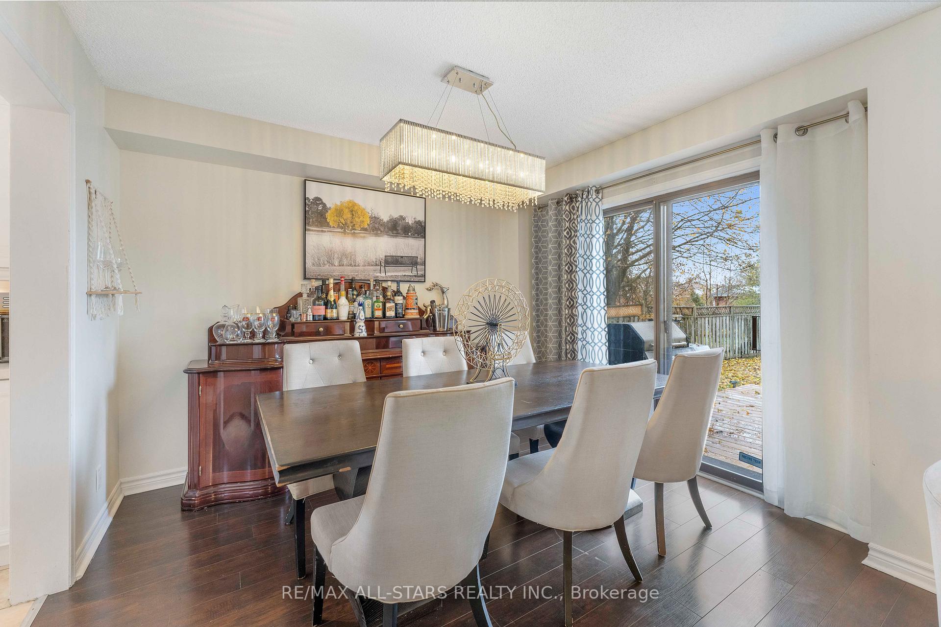 Photo 12 of 39 Kyle Crescent, Georgina, Keswick North — HOMEH