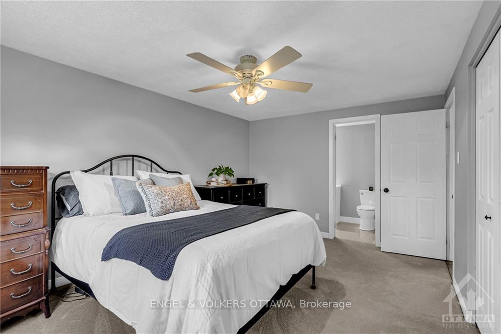 Photo 14 of 22 Stroughton Crescent, Ottawa, Munster — HOMEH