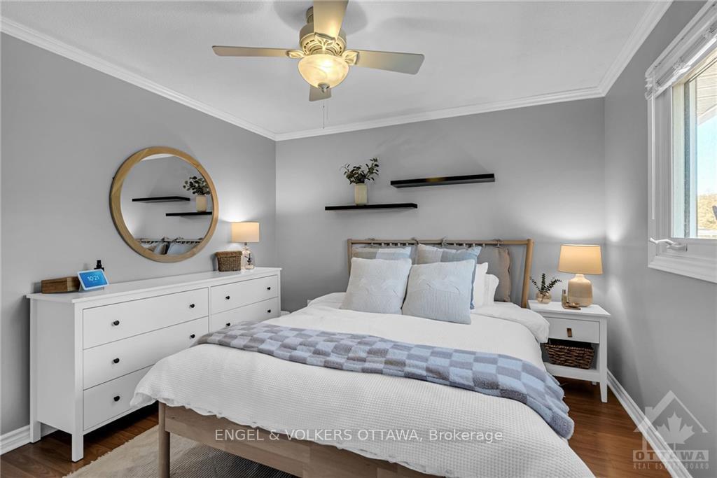 Photo 18 of 22 Stroughton Crescent, Ottawa, Munster — HOMEH