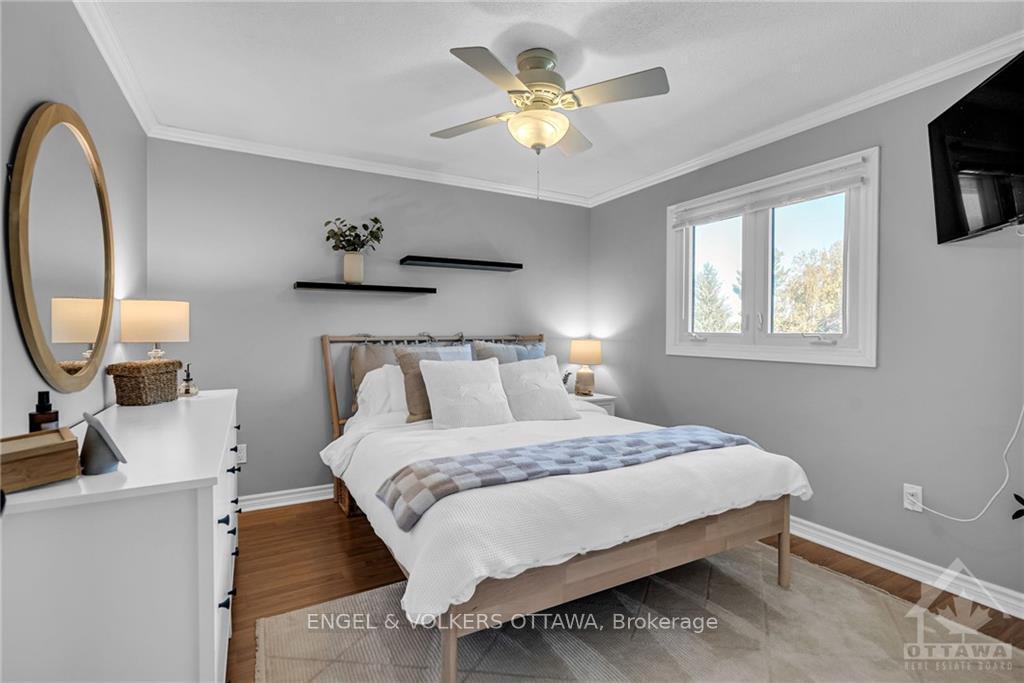 Photo 19 of 22 Stroughton Crescent, Ottawa, Munster — HOMEH