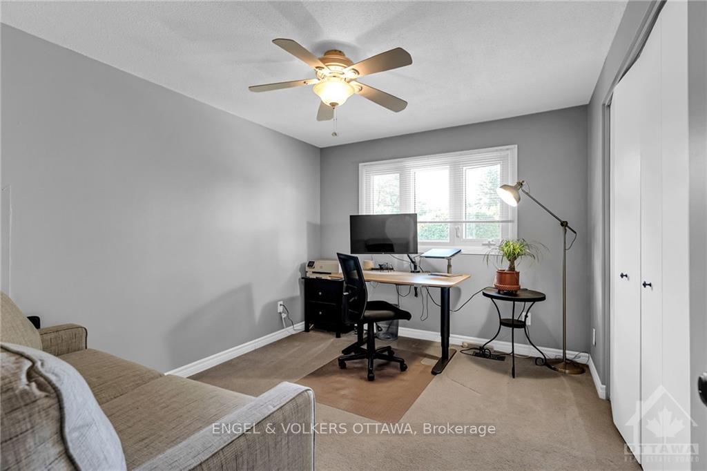 Photo 21 of 22 Stroughton Crescent, Ottawa, Munster — HOMEH