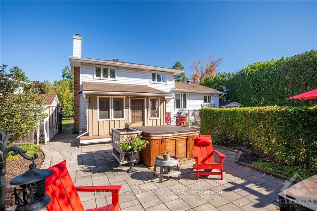 Photo 24 of 22 Stroughton Crescent, Ottawa, Munster — HOMEH