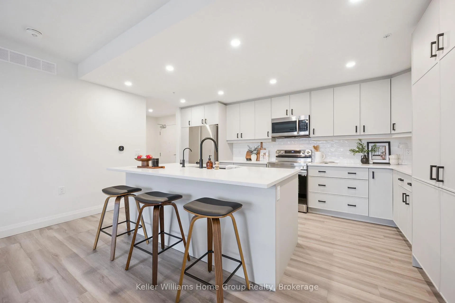 Photo 11 of Unit 407, 99B Farley Road, Centre Wellington, Fergus — HOMEH