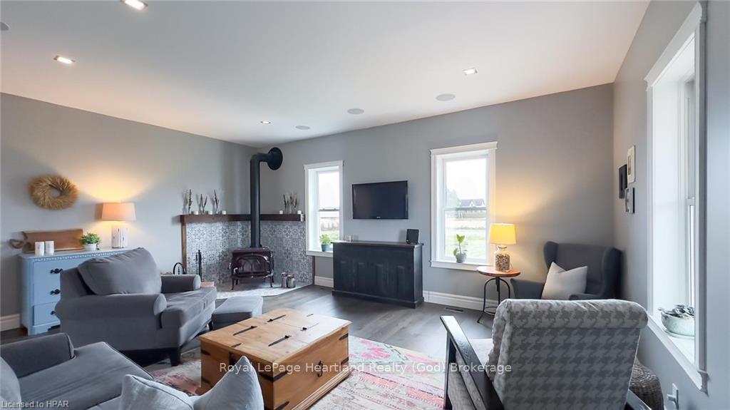 Photo 14 of 40370 Winthrop Road, Central Huron, Hullett — HOMEH