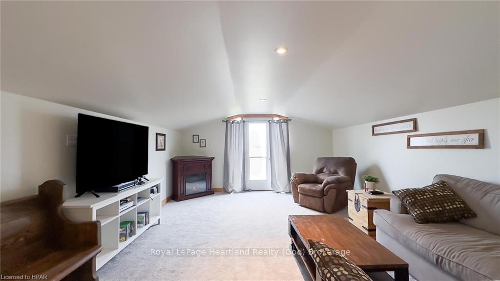 Photo 33 of 40370 Winthrop Road, Central Huron, Hullett — HOMEH