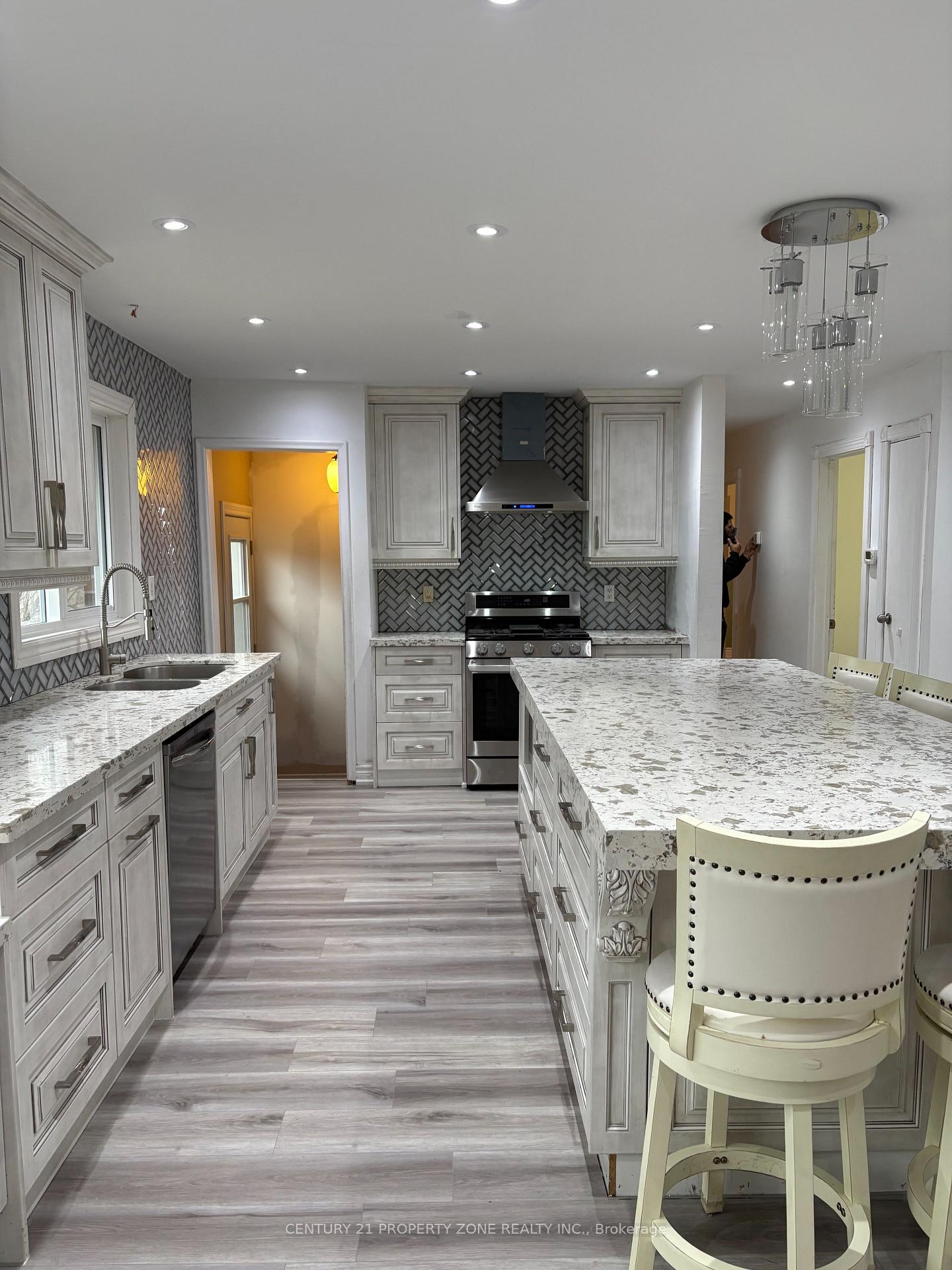 Photo 3 of Unit 124, 9530 Wellington Road, Erin — HOMEH