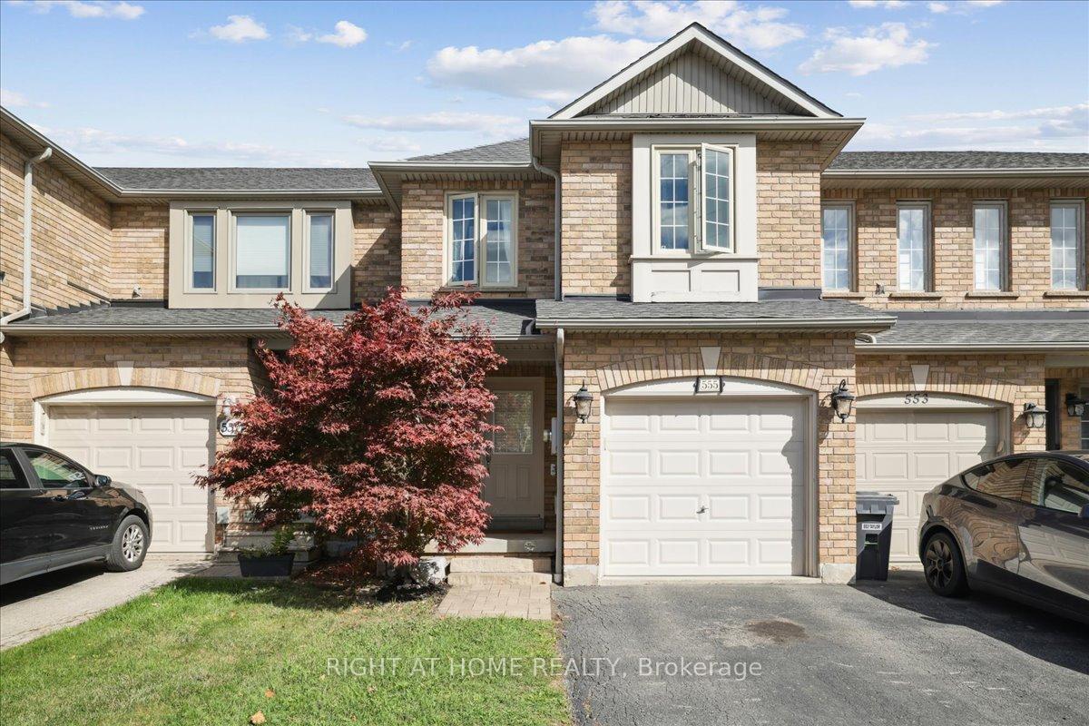 Front of 555 Taylor Crescent