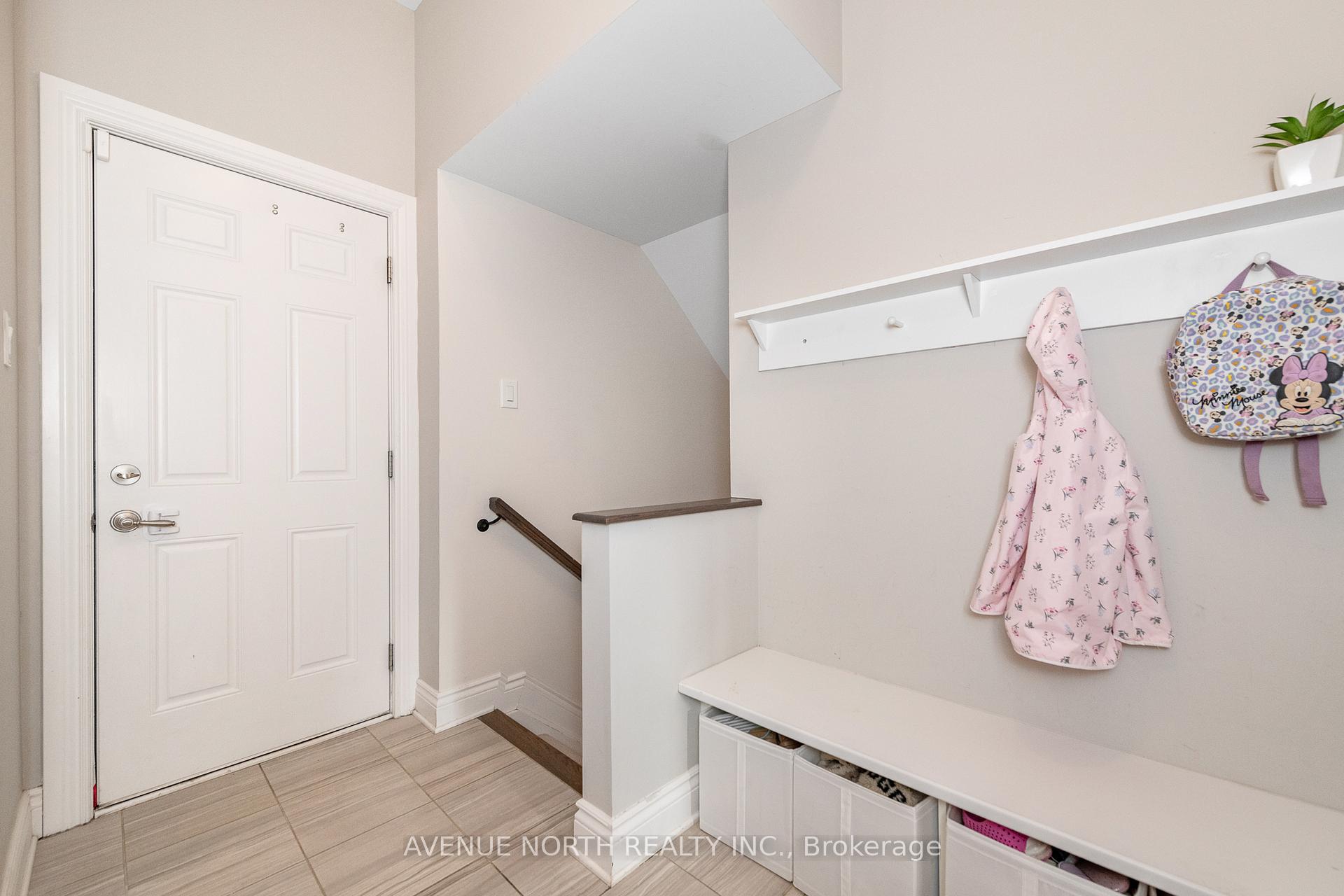 Photo 15 of 713 Carnelian Crescent, Ottawa, Riverside South/Gloucester Glen — HOMEH