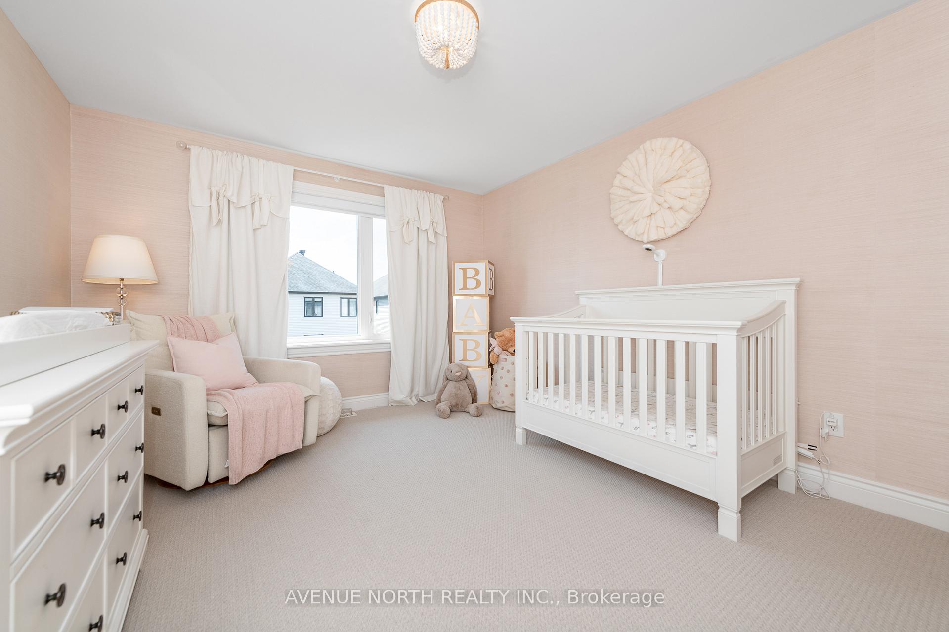 Photo 23 of 713 Carnelian Crescent, Ottawa, Riverside South/Gloucester Glen — HOMEH