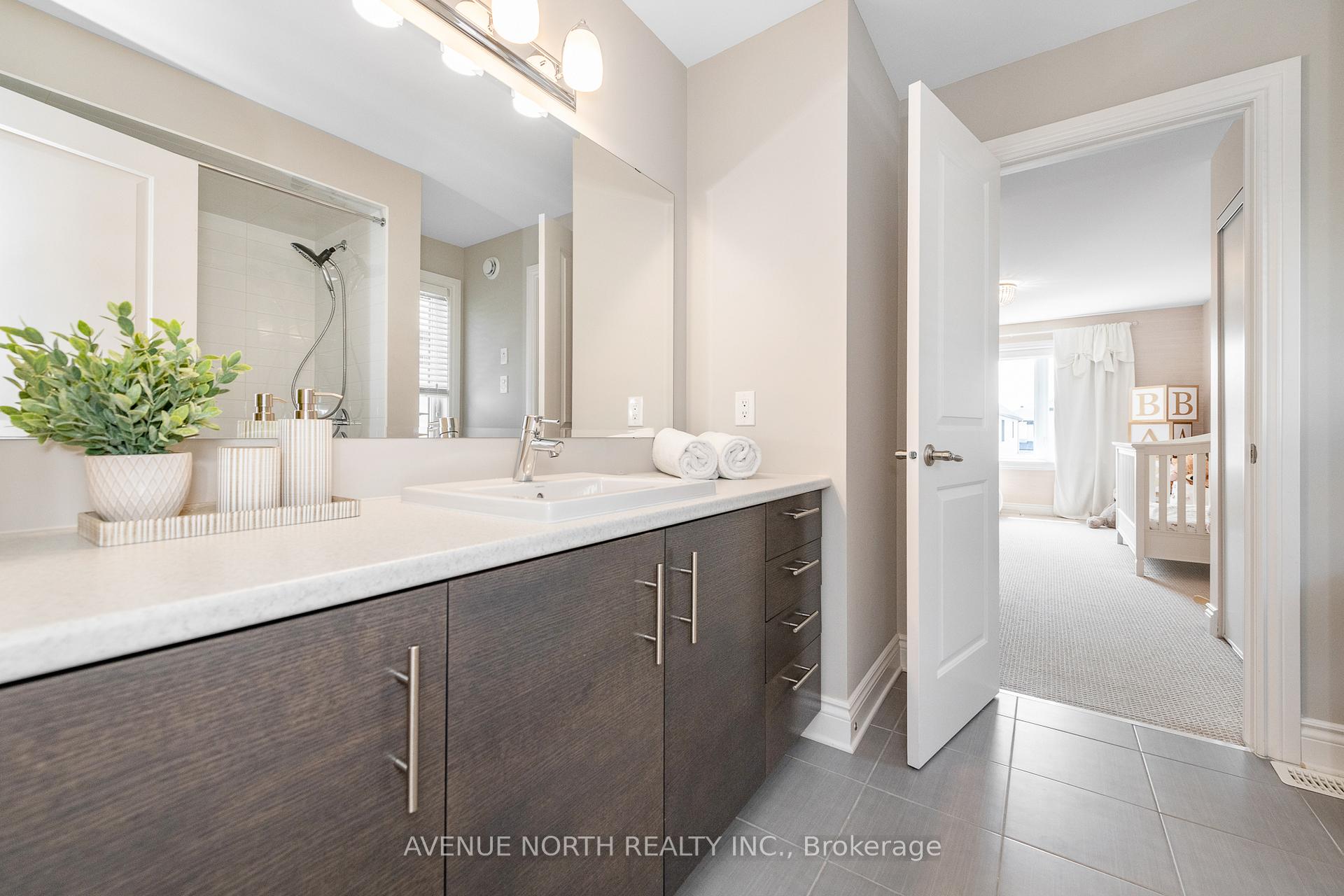 Photo 25 of 713 Carnelian Crescent, Ottawa, Riverside South/Gloucester Glen — HOMEH