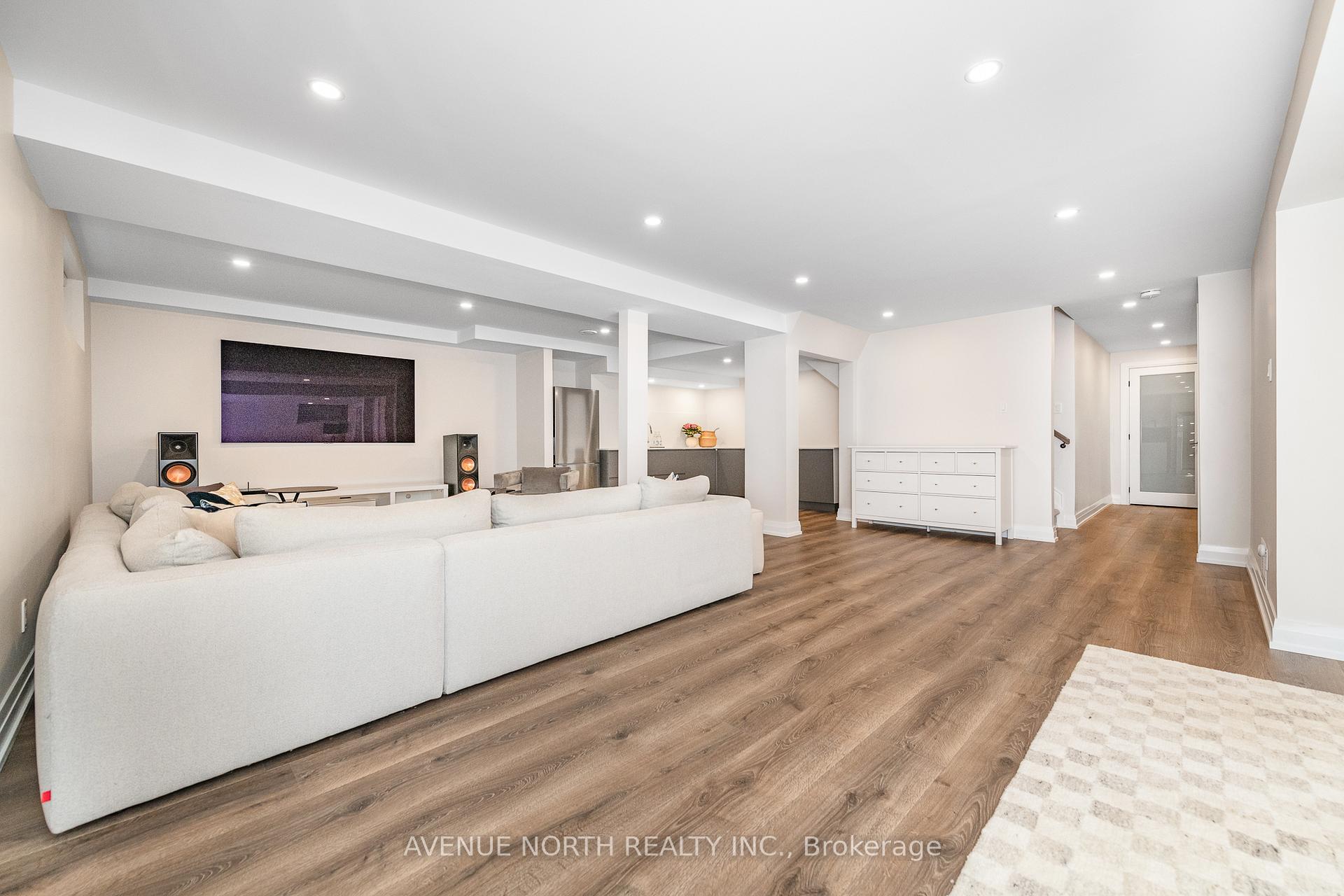 Photo 32 of 713 Carnelian Crescent, Ottawa, Riverside South/Gloucester Glen — HOMEH