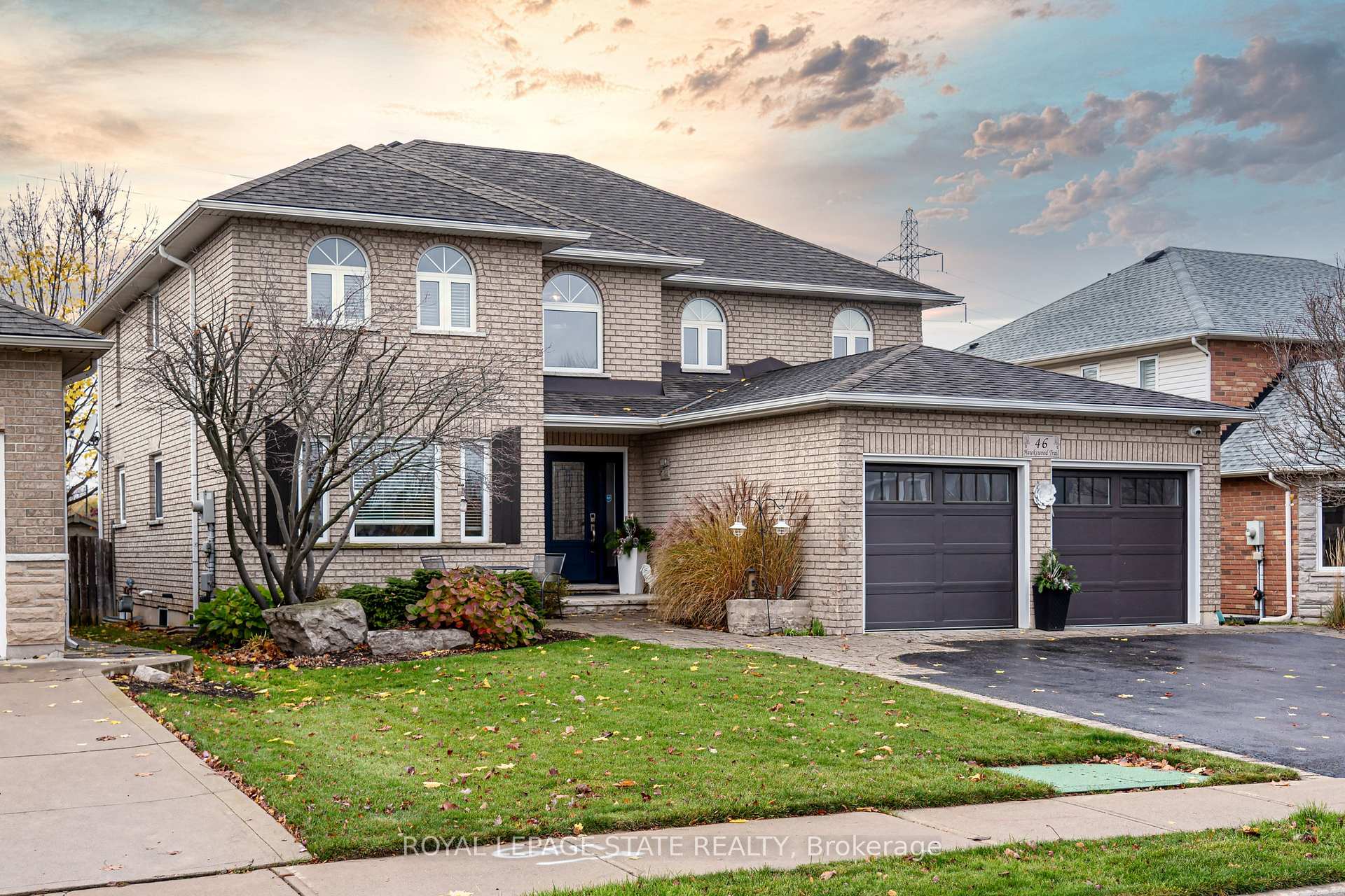 Photo 3 of 46 Hawkswood Trail, Hamilton, Carpenter — HOMEH