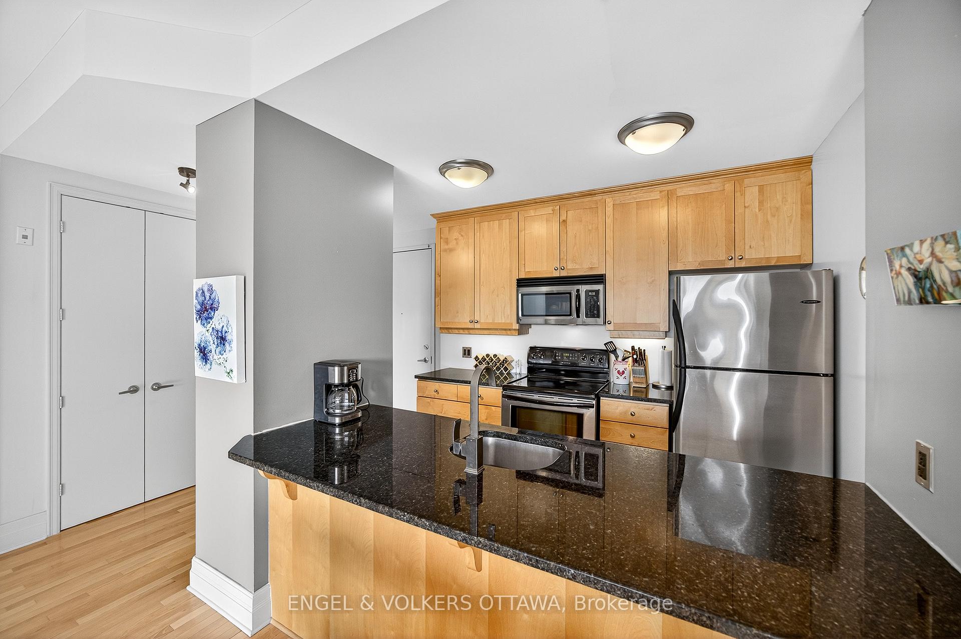 Photo 19 of Unit 404, 420 Berkley Avenue, Ottawa, Westboro West — HOMEH