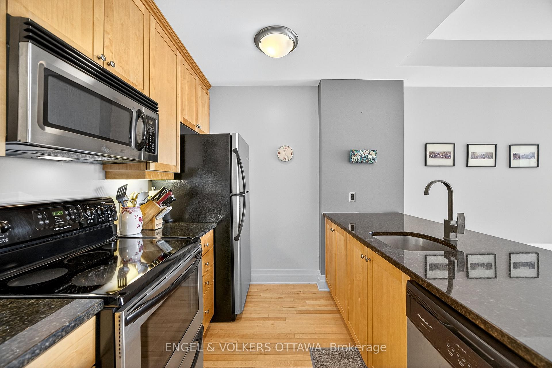 Photo 48 of Unit 404, 420 Berkley Avenue, Ottawa, Westboro West — HOMEH