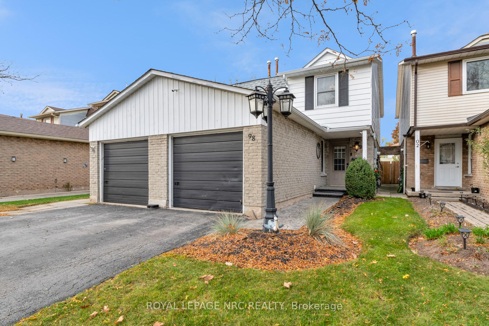 Photo 3 of 98 Memorial Avenue, Hamilton, Stoney Creek — HOMEH