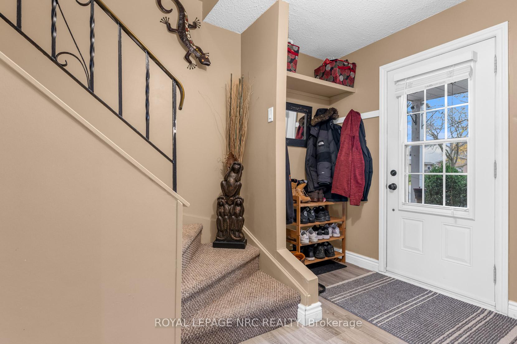 Photo 5 of 98 Memorial Avenue, Hamilton, Stoney Creek — HOMEH