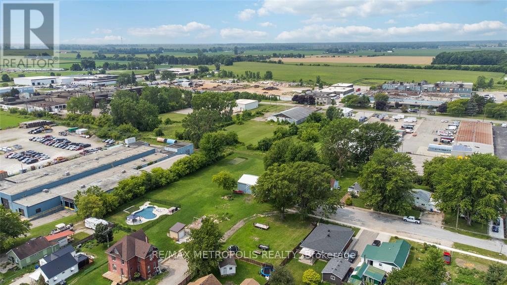 Photo 16 of 75 Dell Street, Chatham-Kent — HOMEH