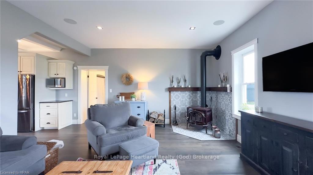 Photo 17 of 40370 Winthrop Road, Central Huron, Hullett — HOMEH
