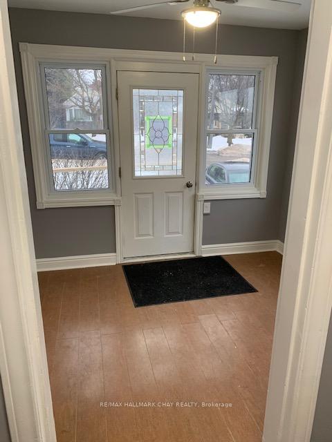 Photo 8 of 168 Toronto Street, Barrie, Queen's Park — HOMEH