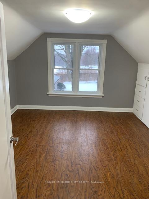 Photo 17 of 168 Toronto Street, Barrie, Queen's Park — HOMEH