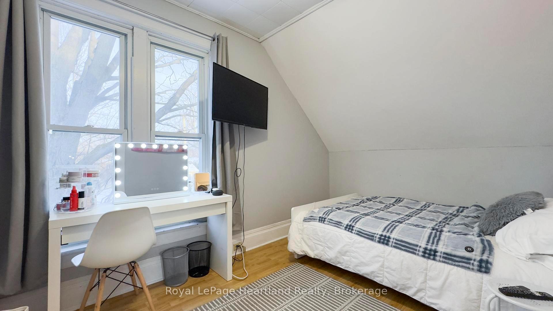 Photo 20 of 150 Palmerston Street, Goderich, Goderich (Town) — HOMEH