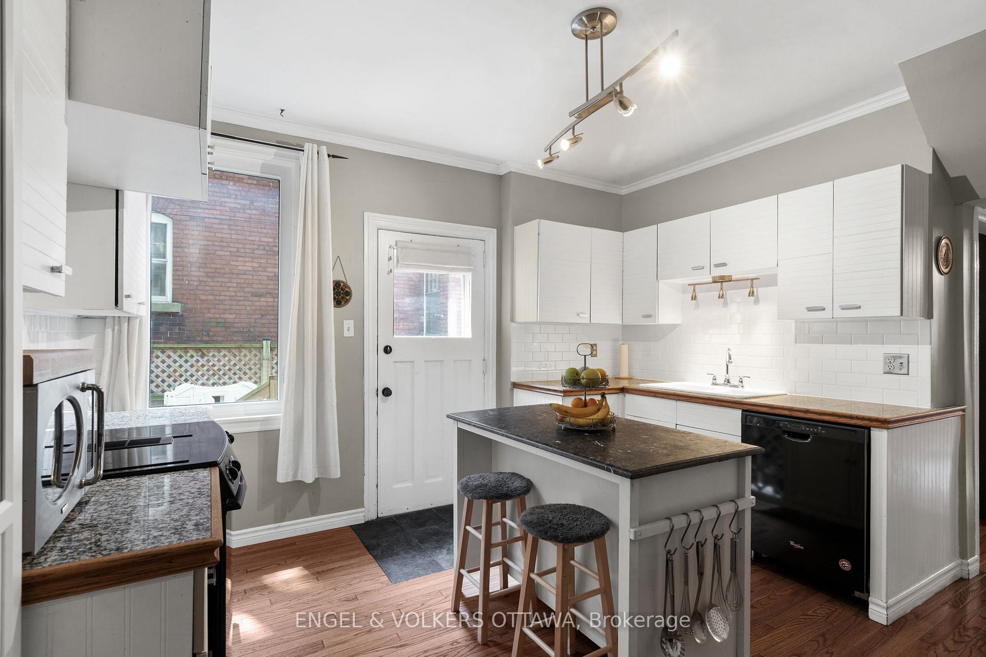 Photo 16 of 66 Third Avenue, Ottawa, Glebe — HOMEH