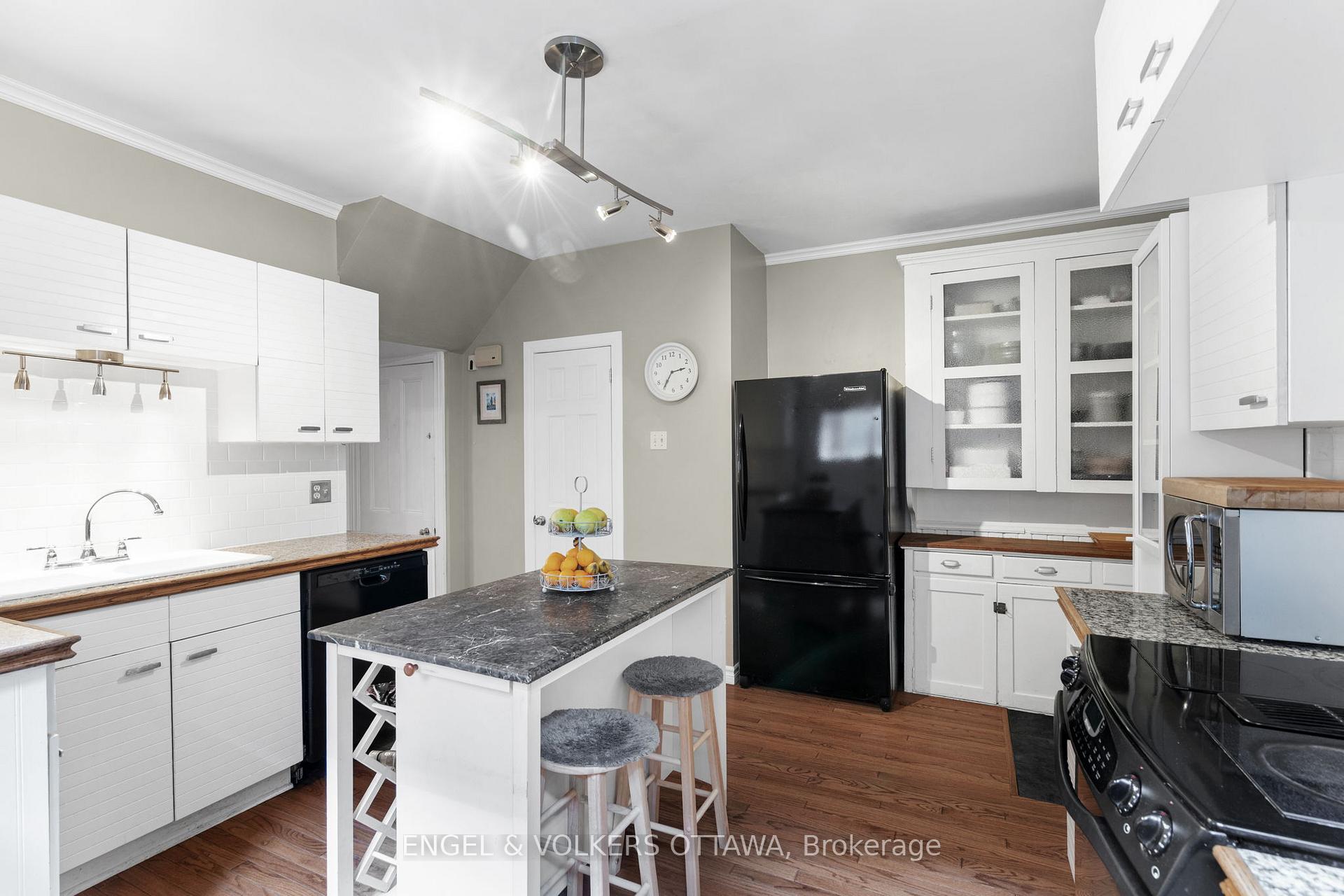Photo 17 of 66 Third Avenue, Ottawa, Glebe — HOMEH
