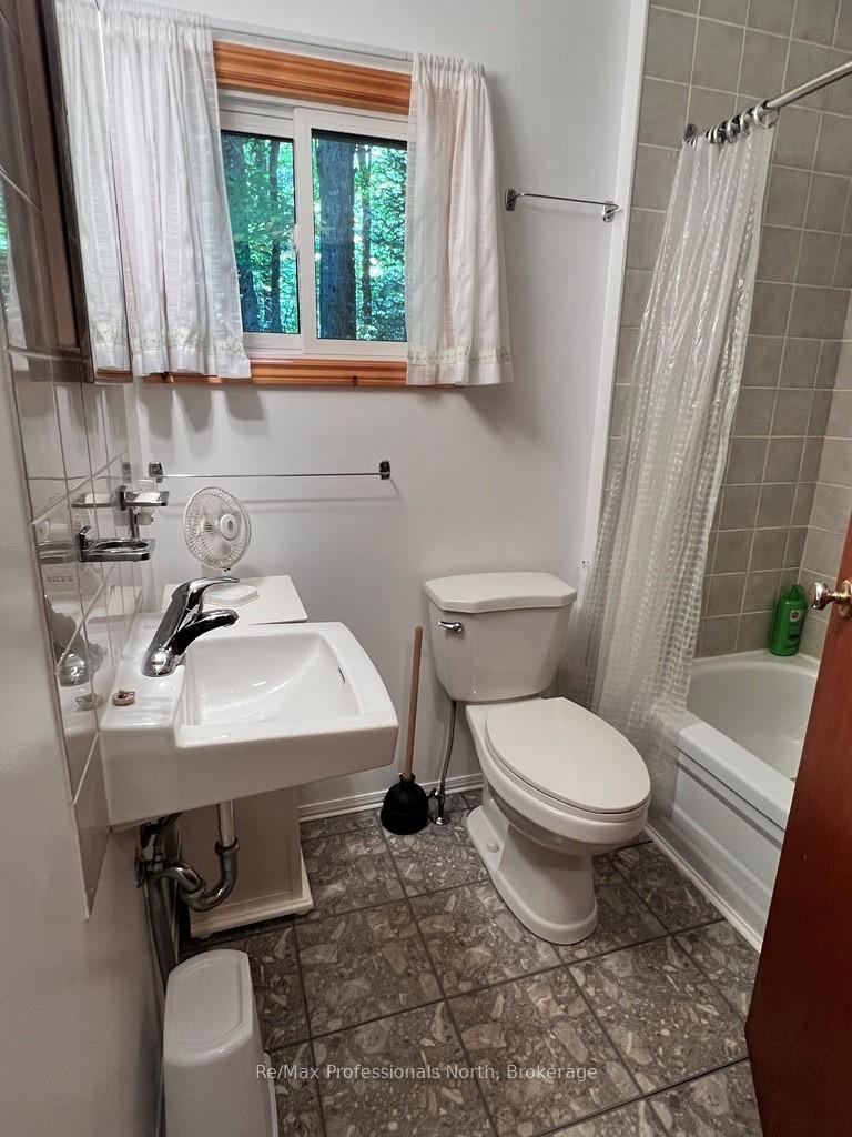 Photo 14 of 1711 Buxton Road, Dysart et al, Harcourt — HOMEH