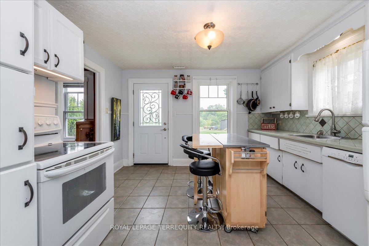 Photo 10 of 26 Durham Street N, Cramahe, Colborne — HOMEH