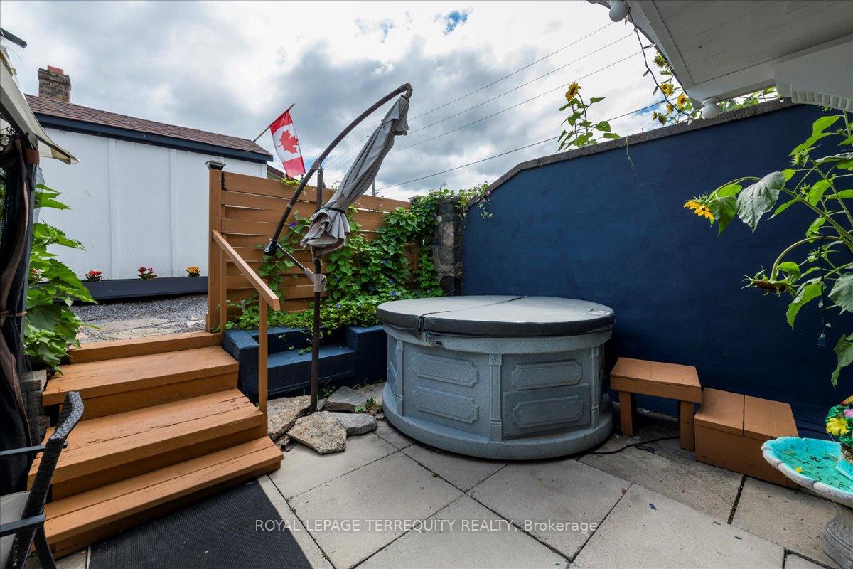 Photo 24 of 26 Durham Street N, Cramahe, Colborne — HOMEH