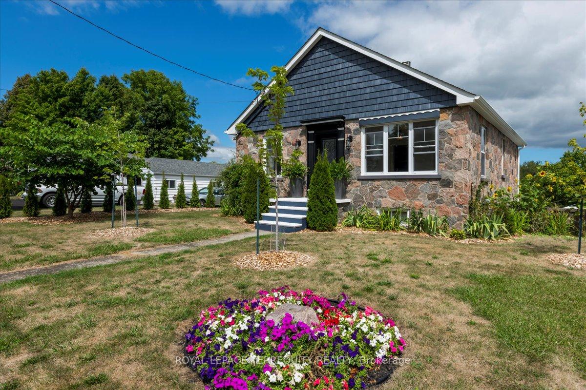 Photo 33 of 26 Durham Street N, Cramahe, Colborne — HOMEH