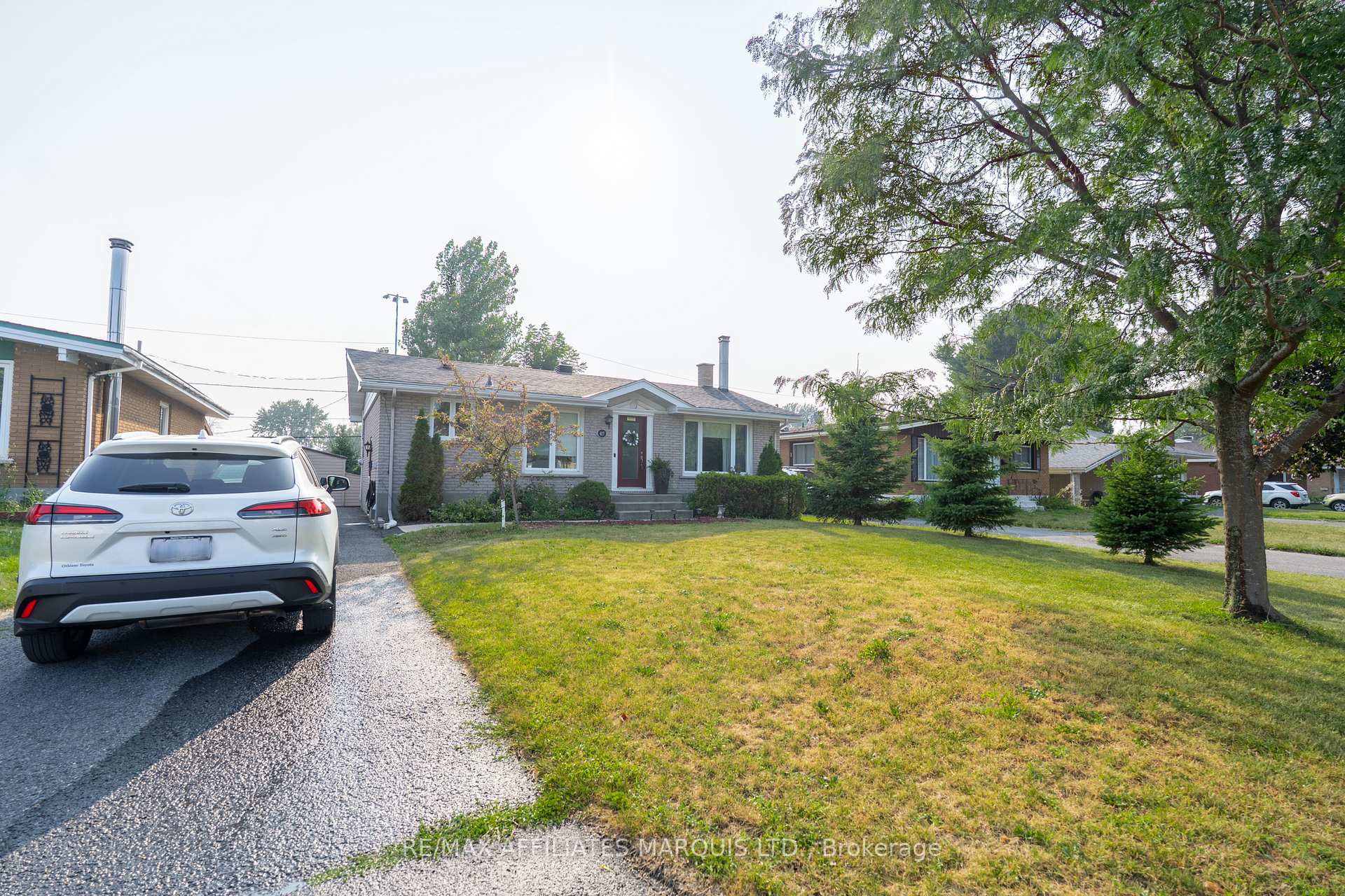 Photo 3 of 617 Fraser Avenue, Cornwall — HOMEH