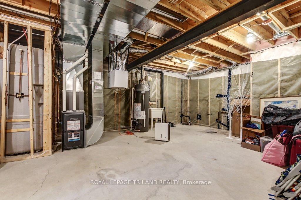 Photo 32 of 130 Old Field Lane, Central Elgin, Rural Central Elgin — HOMEH
