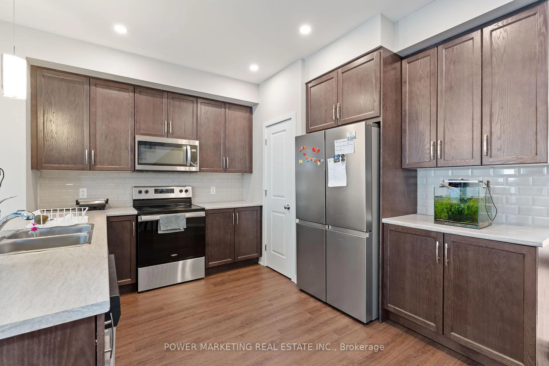 Photo 7 of 431 Cope Drive, Ottawa, Kanata - Emerald Meadows/Trailwest — HOMEH