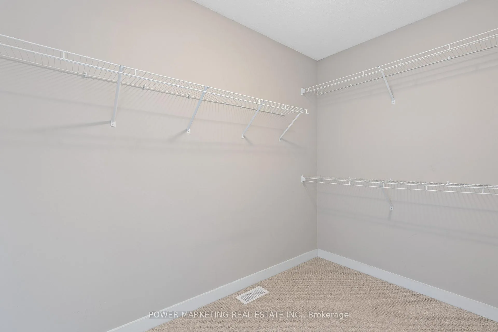 Photo 18 of 431 Cope Drive, Ottawa, Kanata - Emerald Meadows/Trailwest — HOMEH