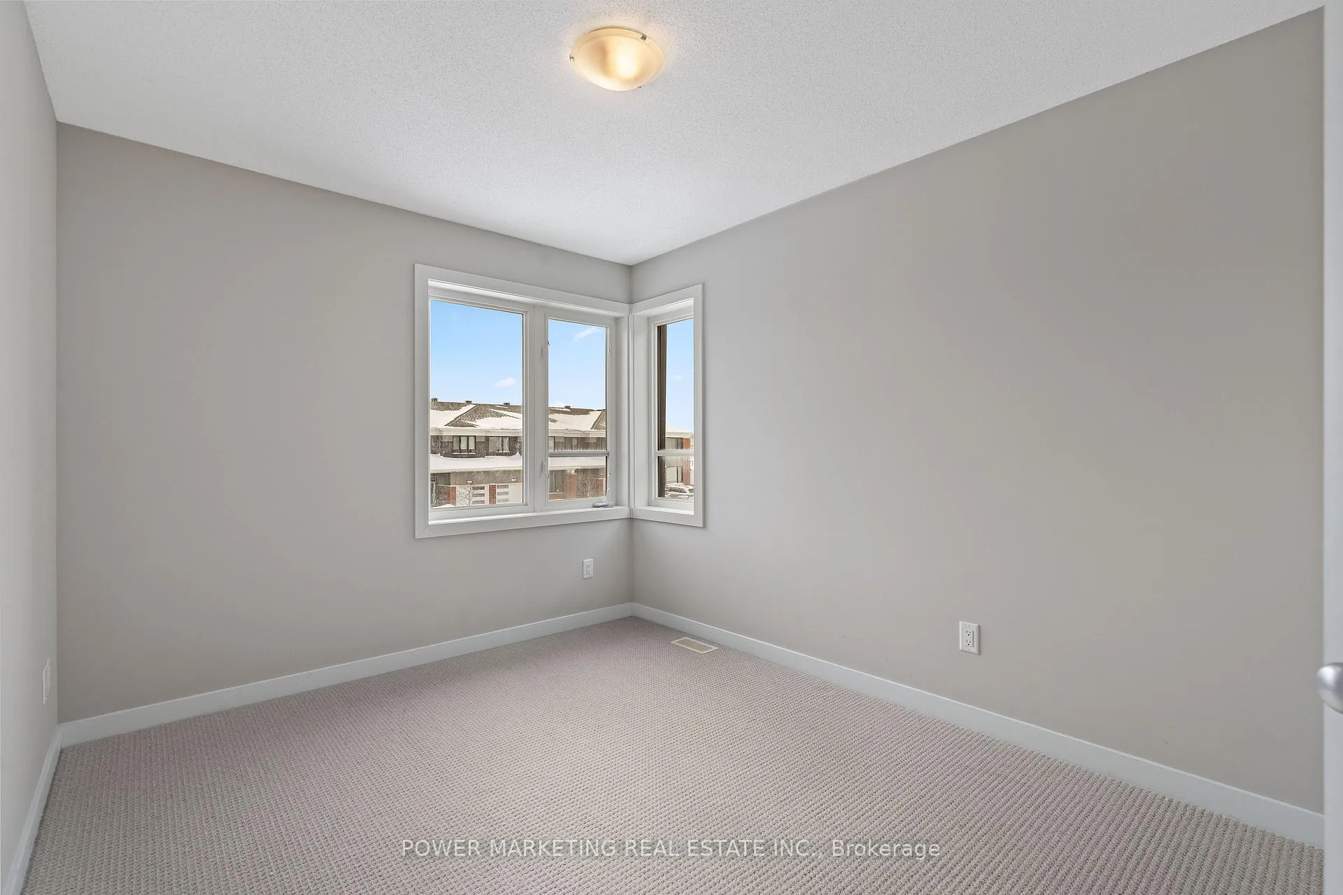 Photo 19 of 431 Cope Drive, Ottawa, Kanata - Emerald Meadows/Trailwest — HOMEH