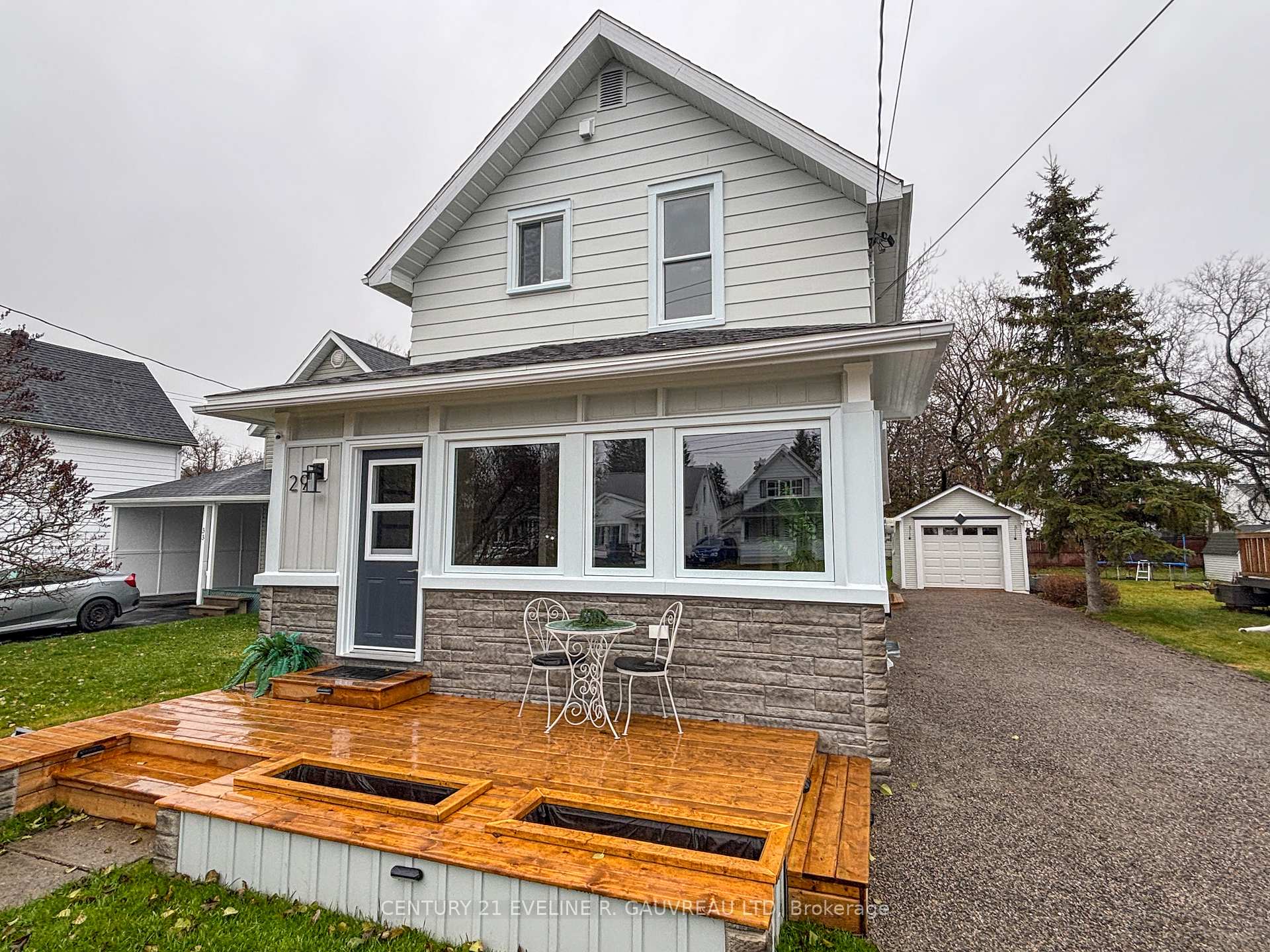 Photo 3 of 29 John Street, Temiskaming Shores, New Liskeard — HOMEH