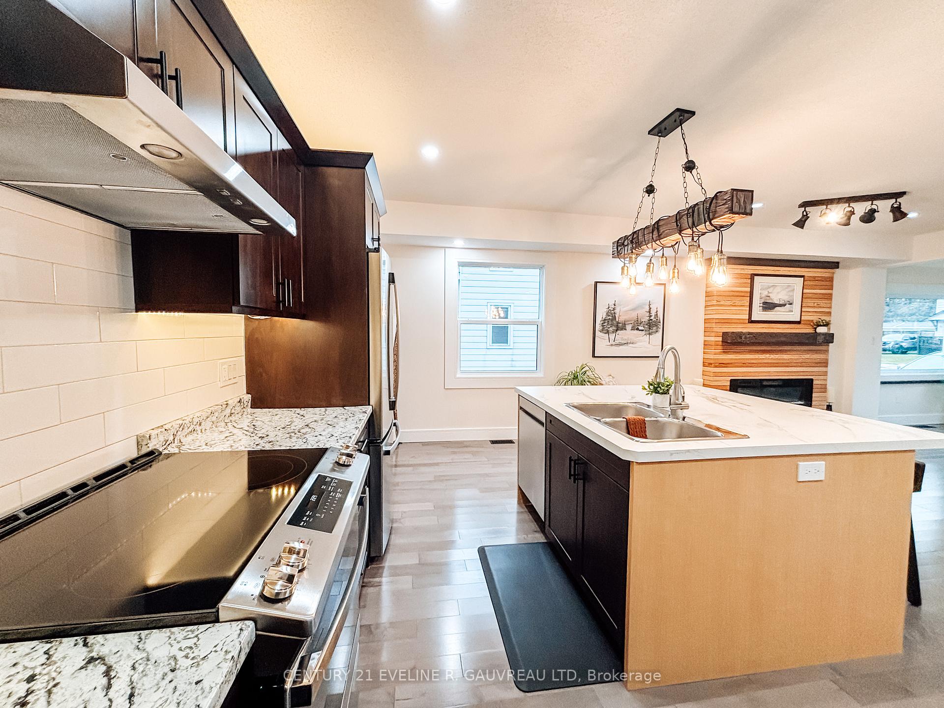 Photo 12 of 29 John Street, Temiskaming Shores, New Liskeard — HOMEH