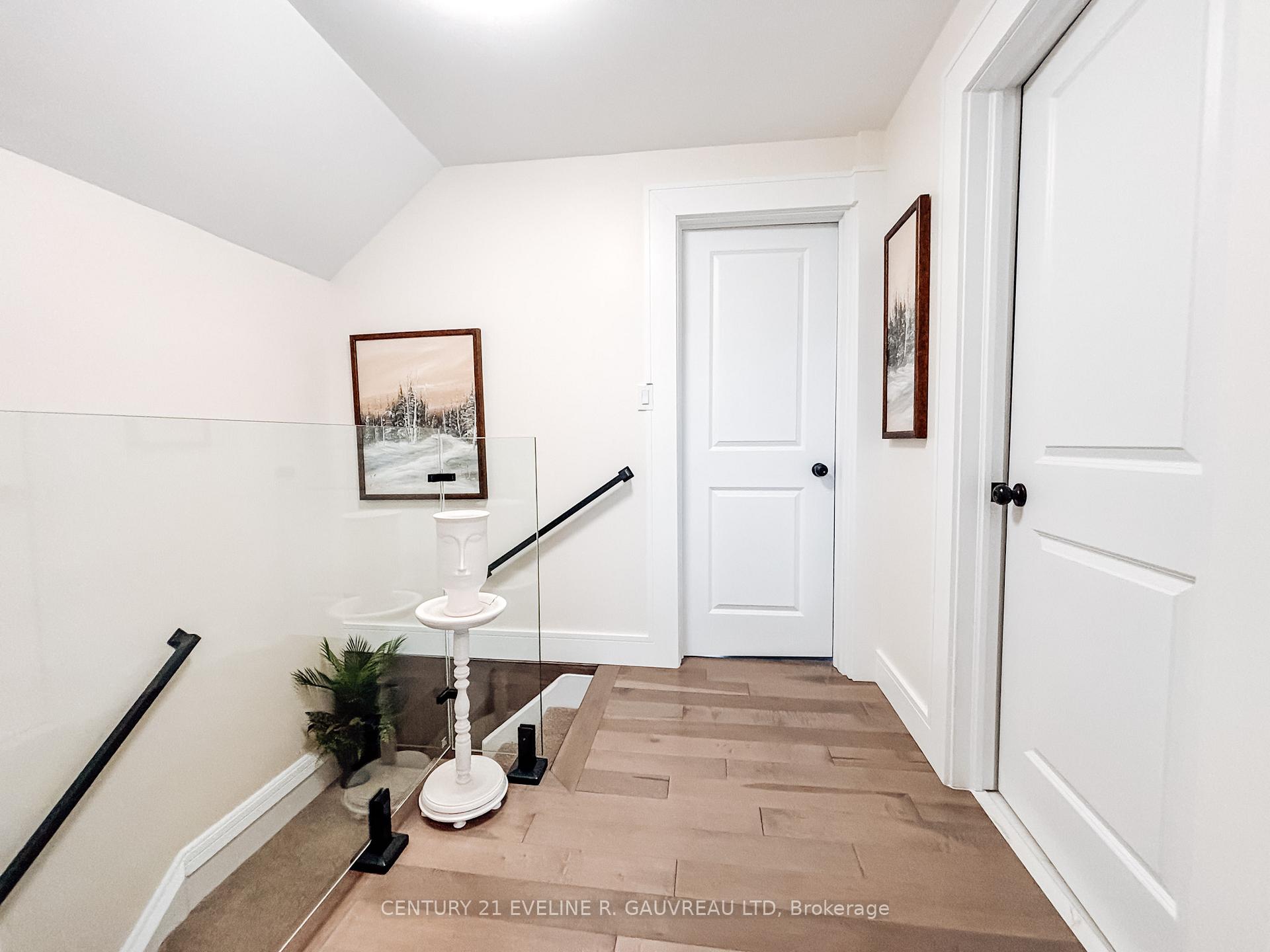 Photo 21 of 29 John Street, Temiskaming Shores, New Liskeard — HOMEH