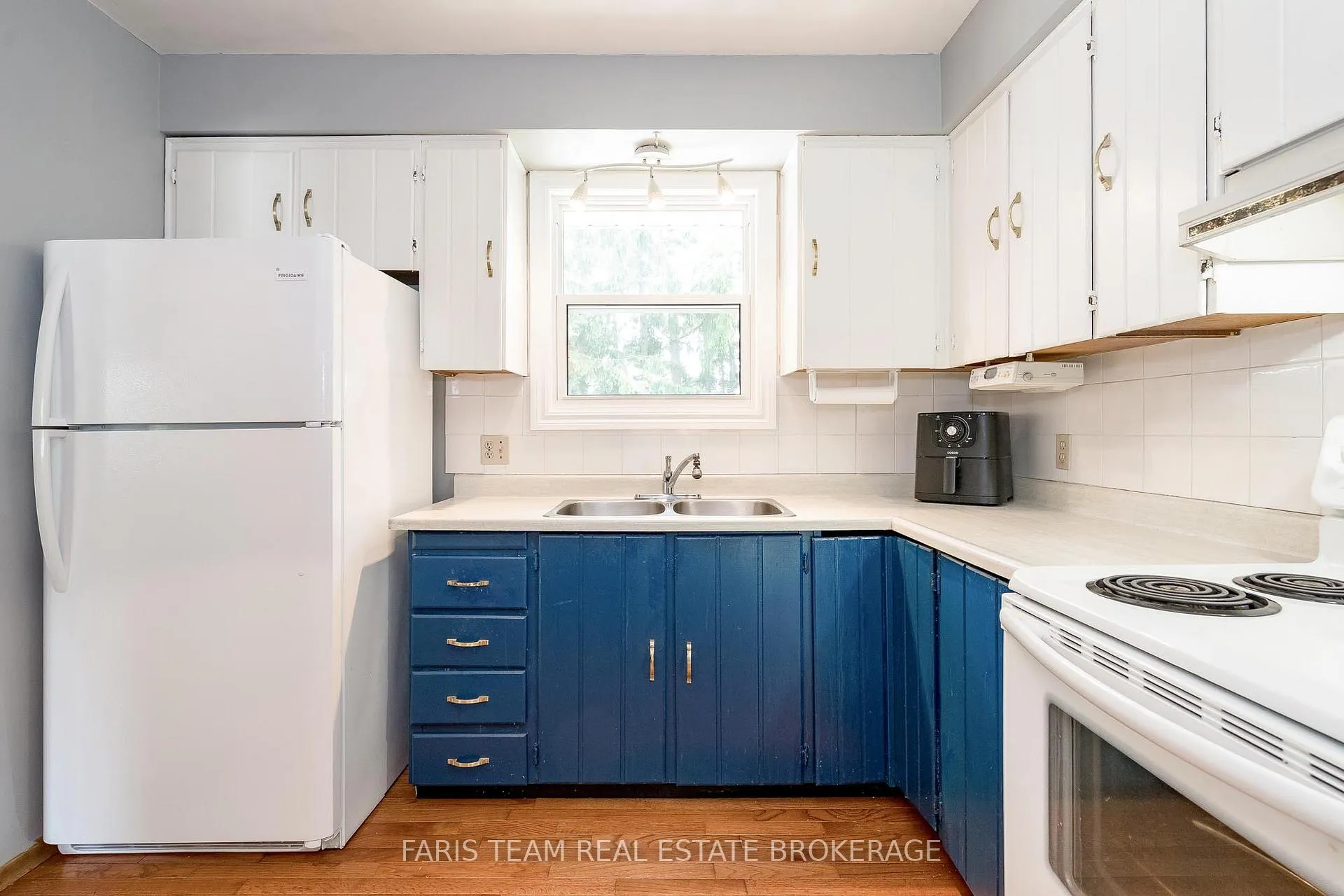 Photo 9 of 13 Jardine Crescent, Clearview, Creemore — HOMEH